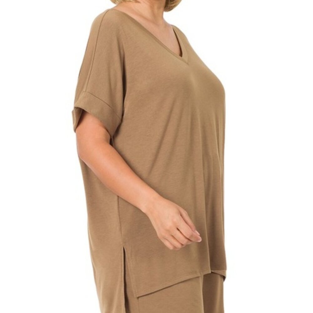 PLUS V-NECK TOP & DRAWSTRING SHORTS SET